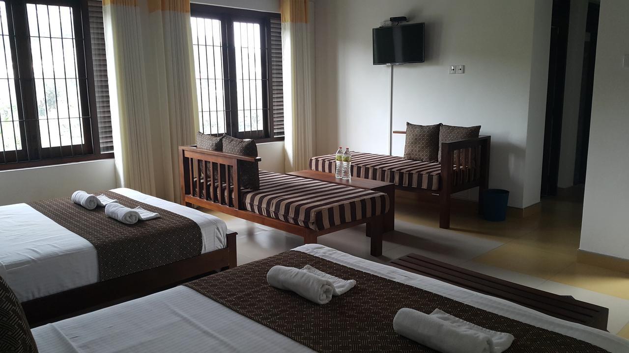 קנדי Sarvodaya Samma Vaasa Residence מראה חיצוני תמונה