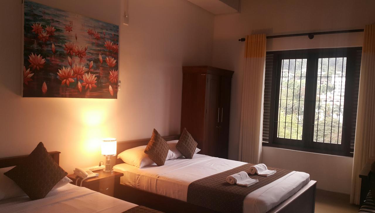 קנדי Sarvodaya Samma Vaasa Residence מראה חיצוני תמונה