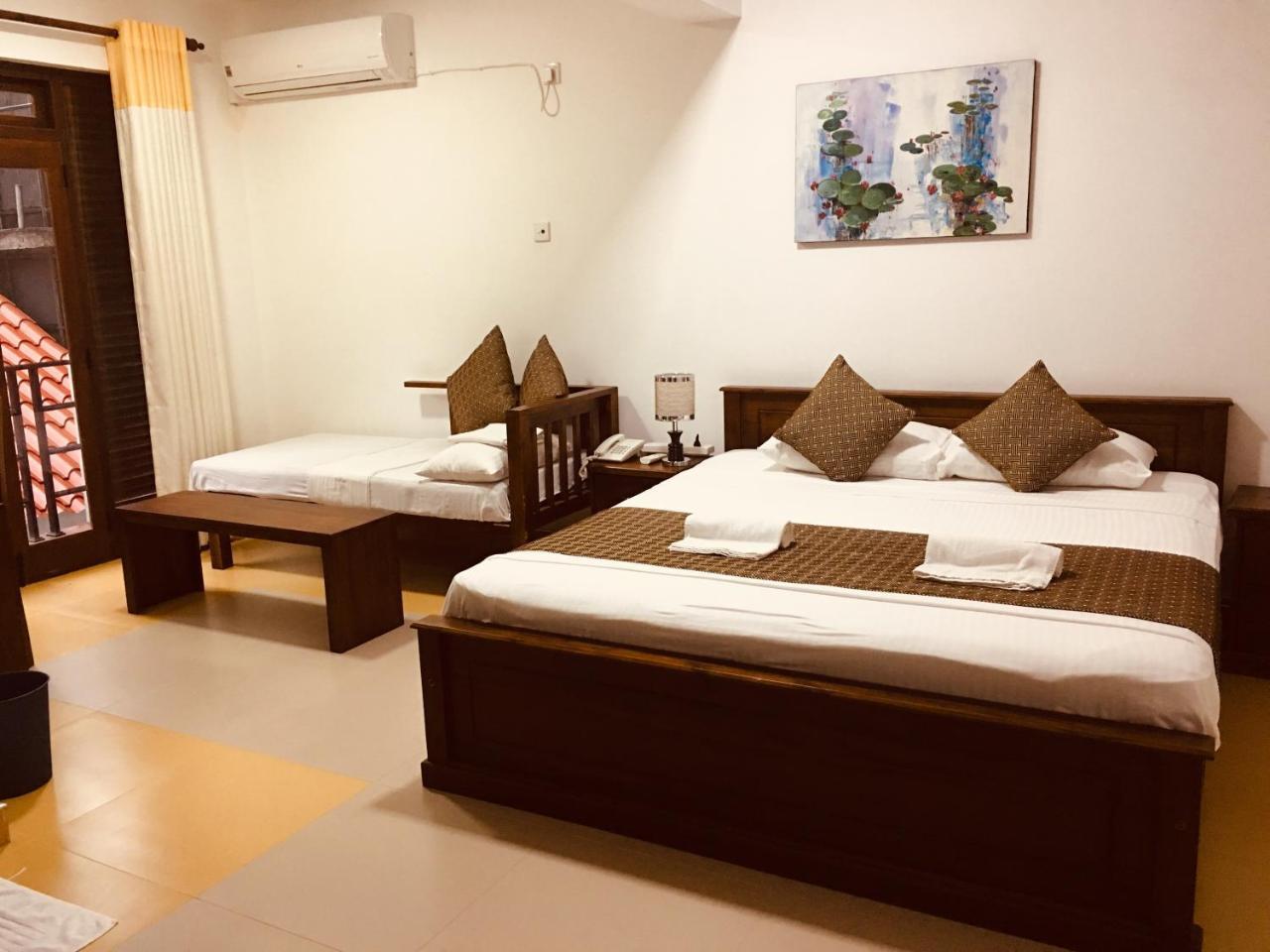 קנדי Sarvodaya Samma Vaasa Residence מראה חיצוני תמונה